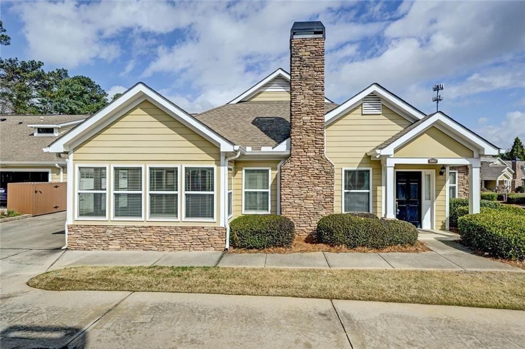 2357 Chimney Cottage Circle NE Property Photo 1