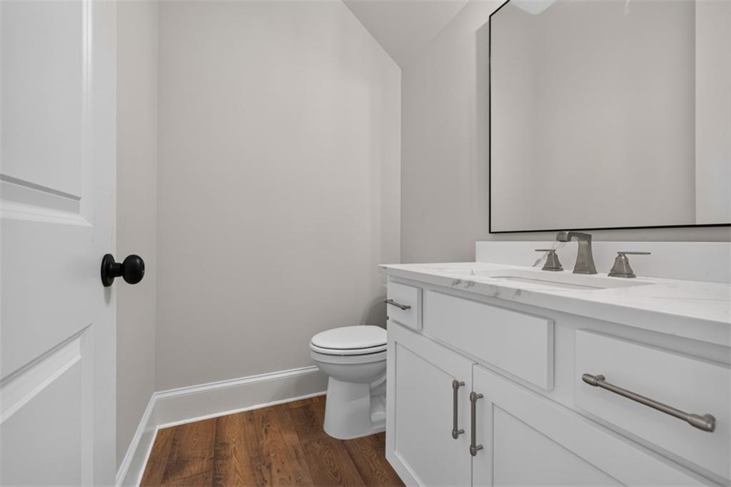 5812 Mitchell Street Property Photo 8
