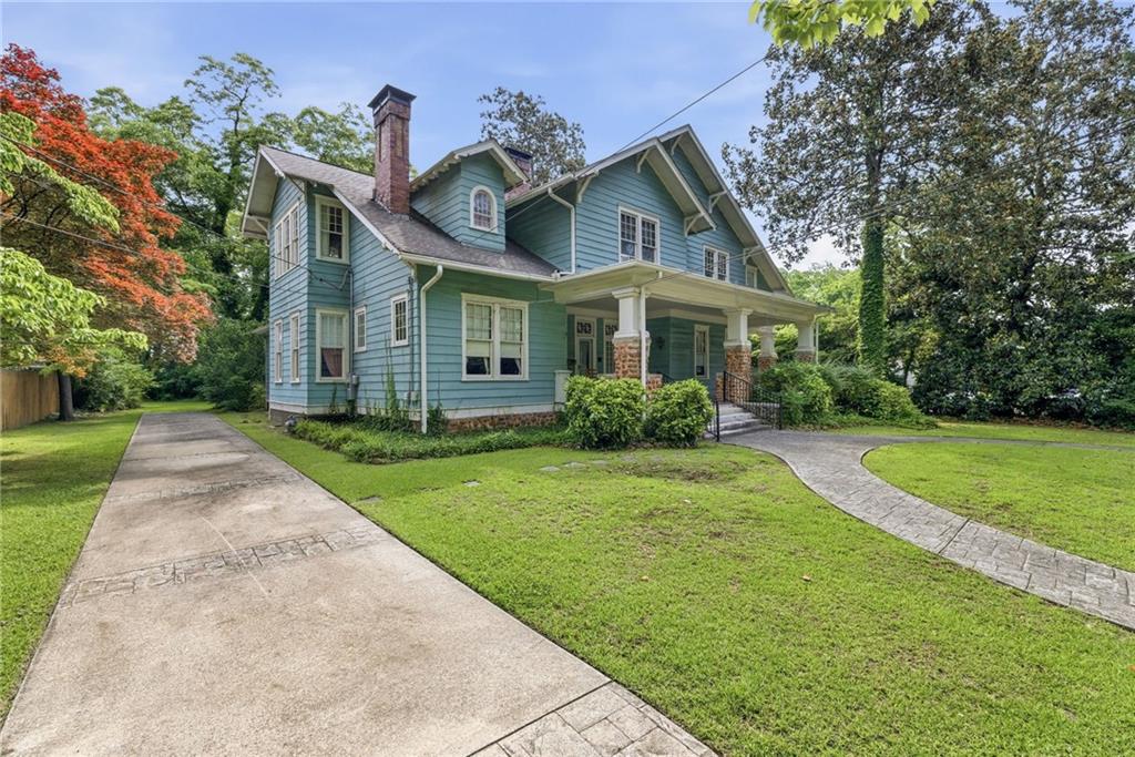 121 W Candler Street Property Photo 4