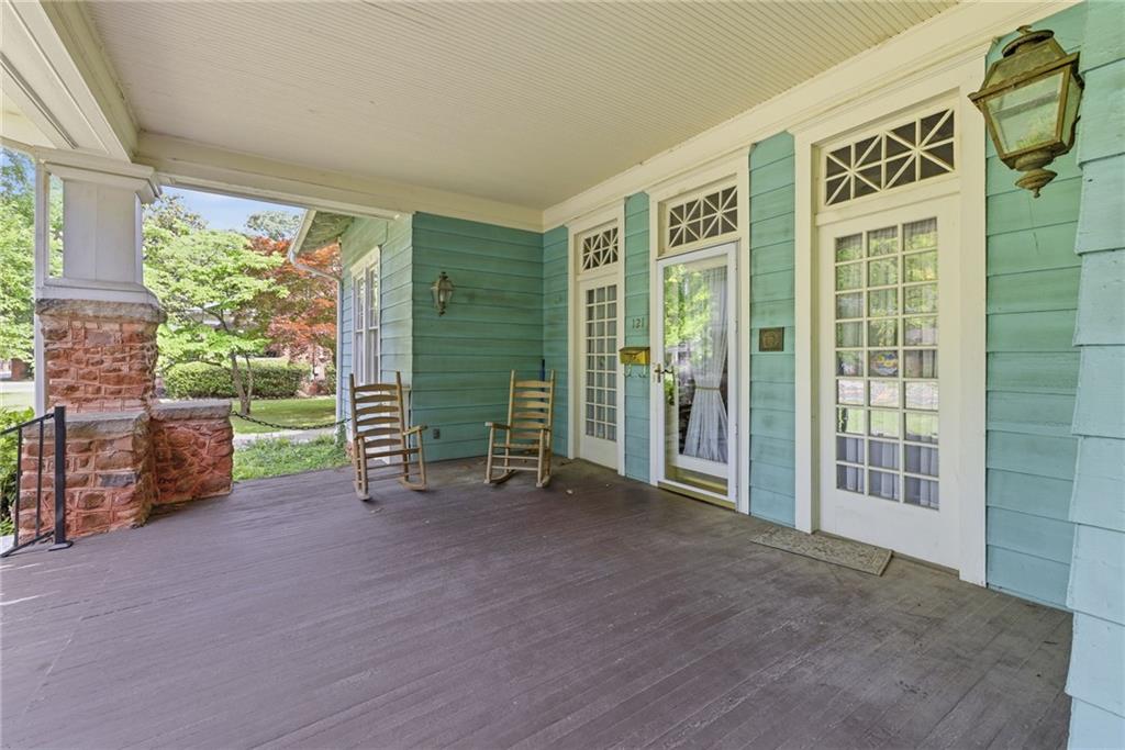 121 W Candler Street Property Photo 6