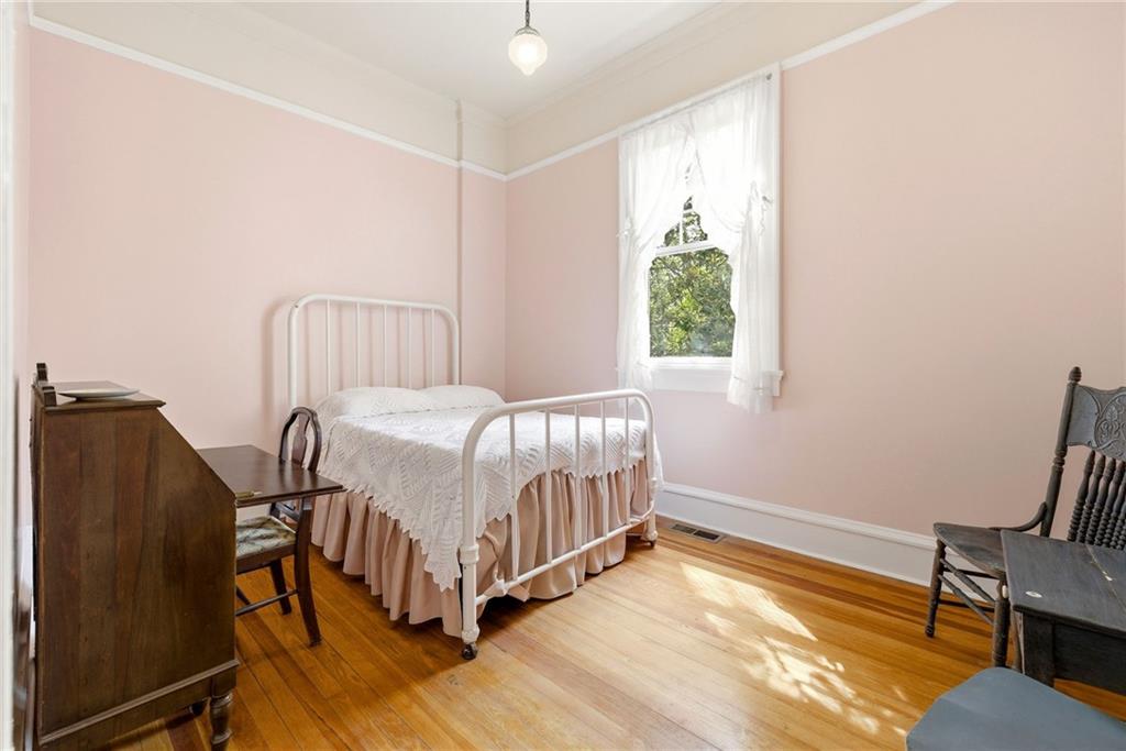 121 W Candler Street Property Photo 19