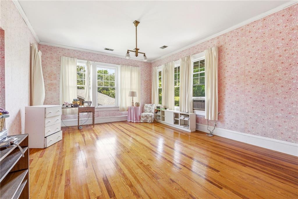 121 W Candler Street Property Photo 26