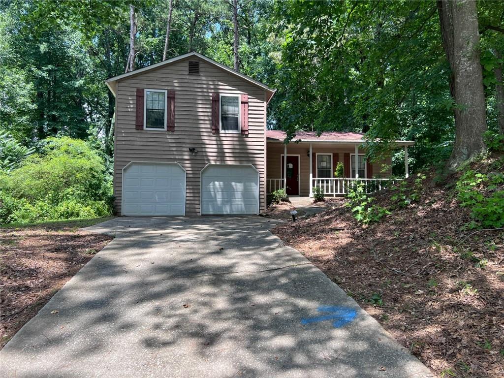 5389 Martins Crossing Road Property Photo 1