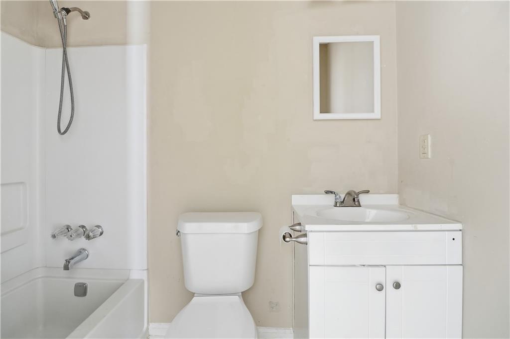 5288 Biffle Downs Road Property Photo 16
