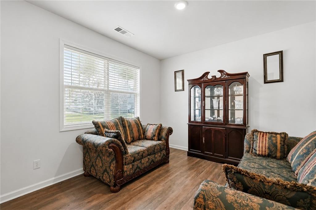 7789365 Property Photo 3