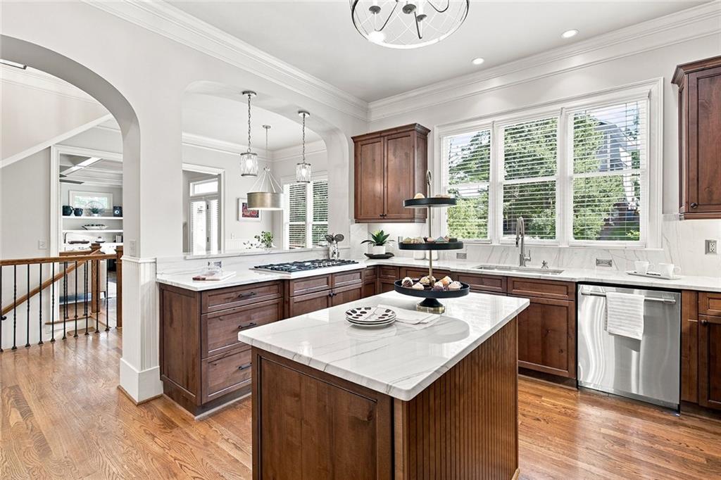 3197 Madison Avenue Ne Property Photo 11