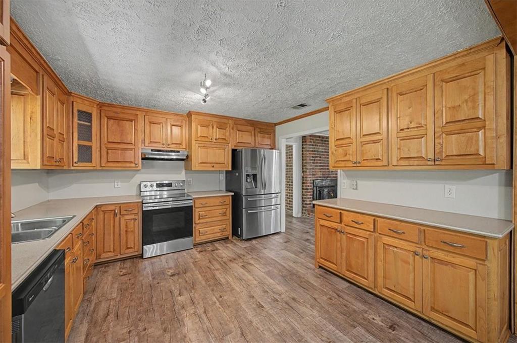 403 S Sequoyah Circle Ne Property Photo 16