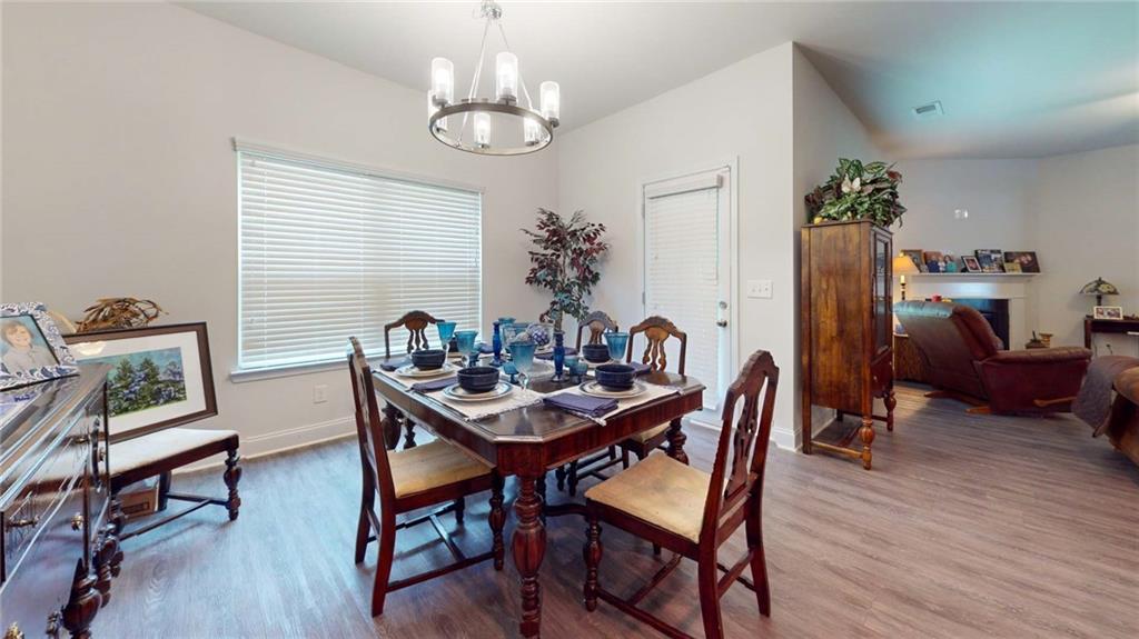 10 Castlemoor Loop Property Photo 20