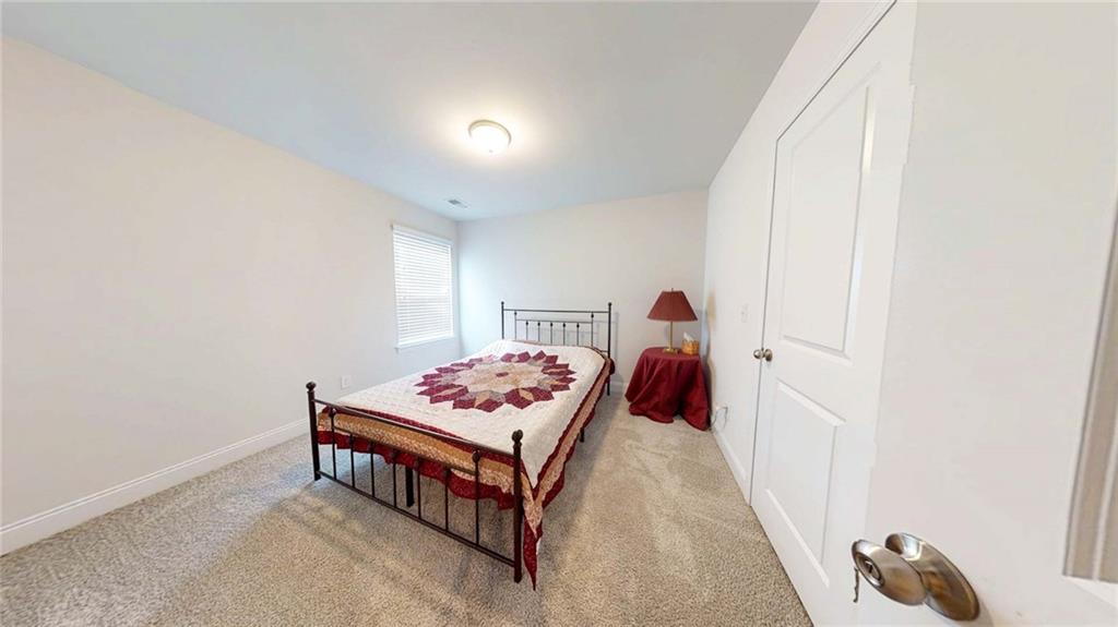 10 Castlemoor Loop Property Photo 38