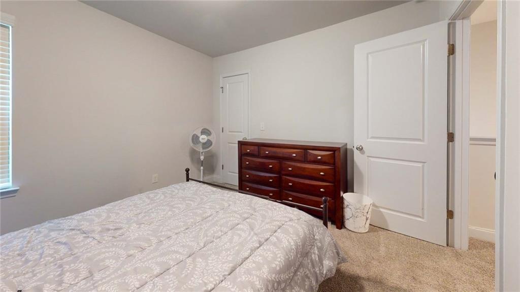 10 Castlemoor Loop Property Photo 40