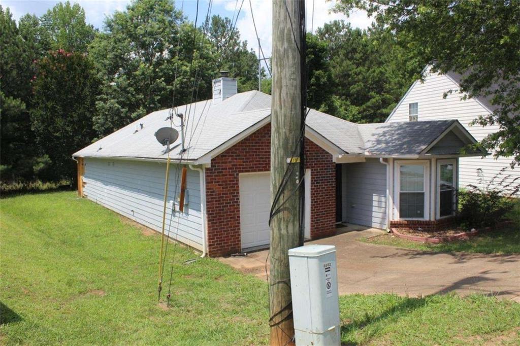 6592 Browns Mill Ferry Drive Property Photo 2