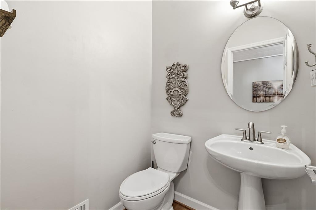 52 Swallow Point Property Photo 15