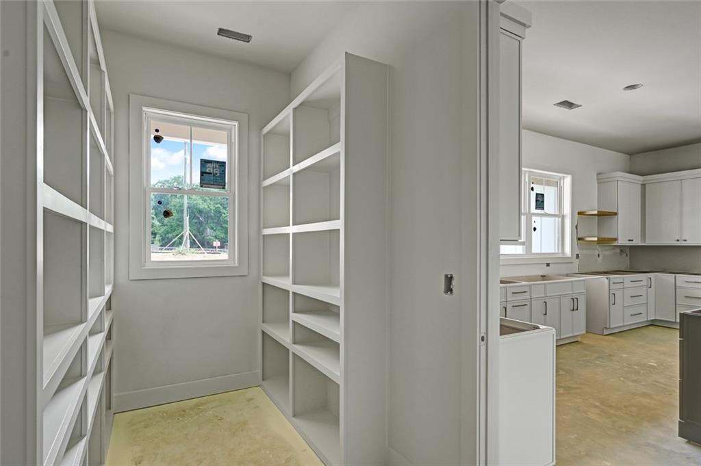 632 Arnold Mill Road Property Photo 11