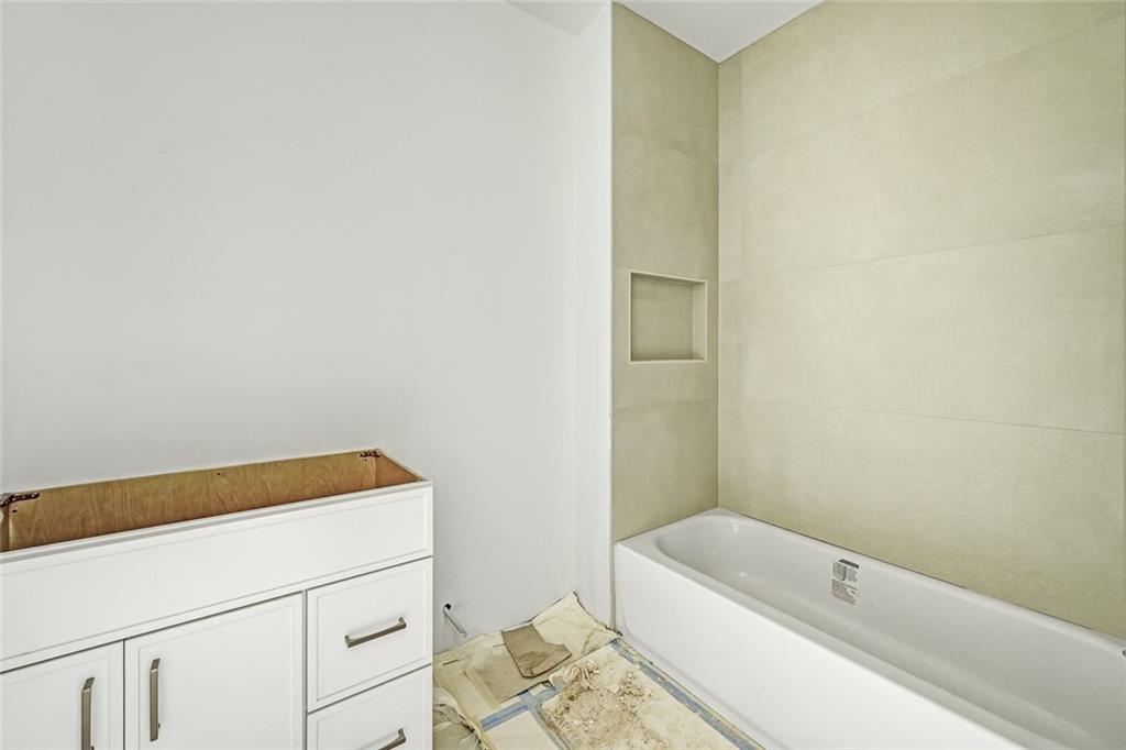 632 Arnold Mill Road Property Photo 21