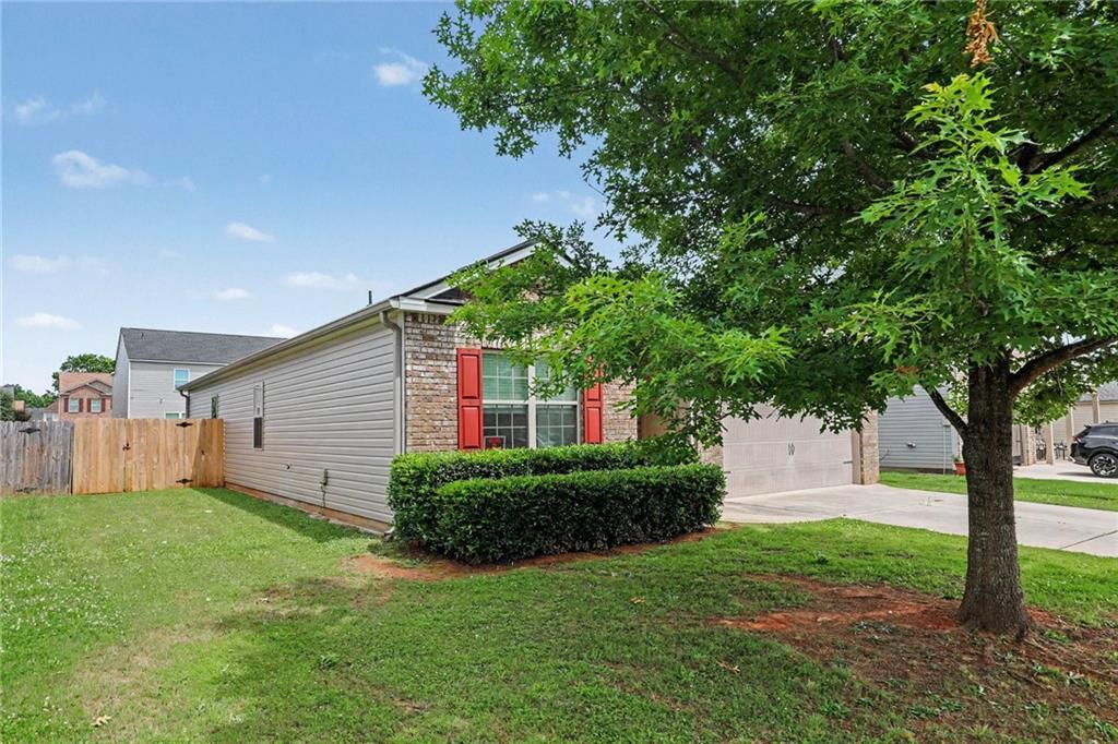 1886 Osprey Drive Property Photo 3