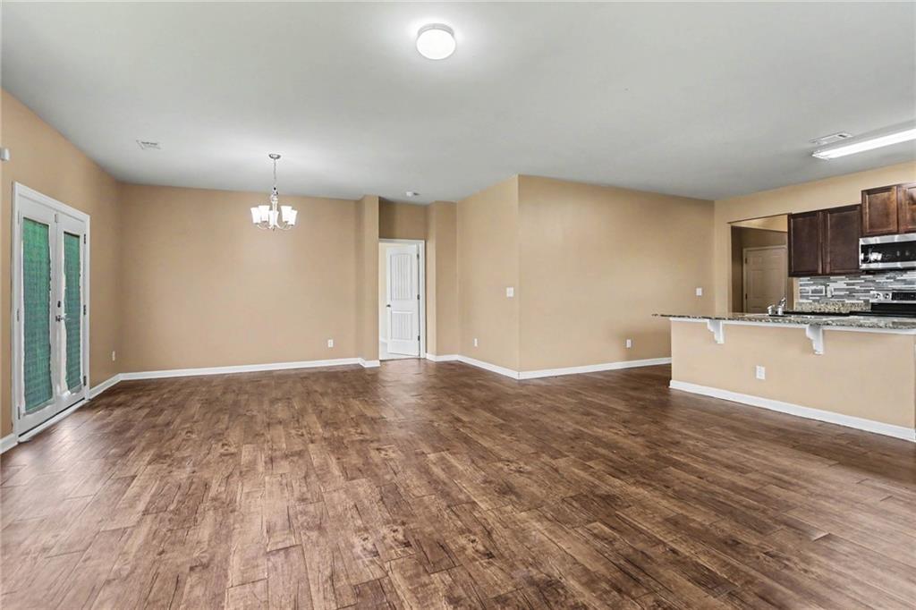 1886 Osprey Drive Property Photo 7