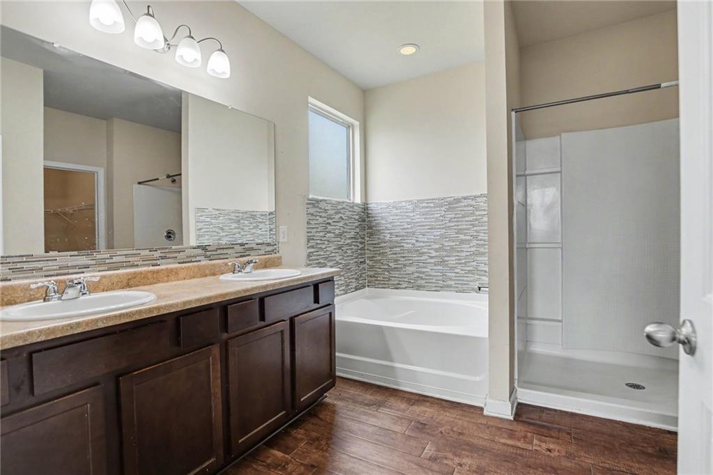 1886 Osprey Drive Property Photo 25