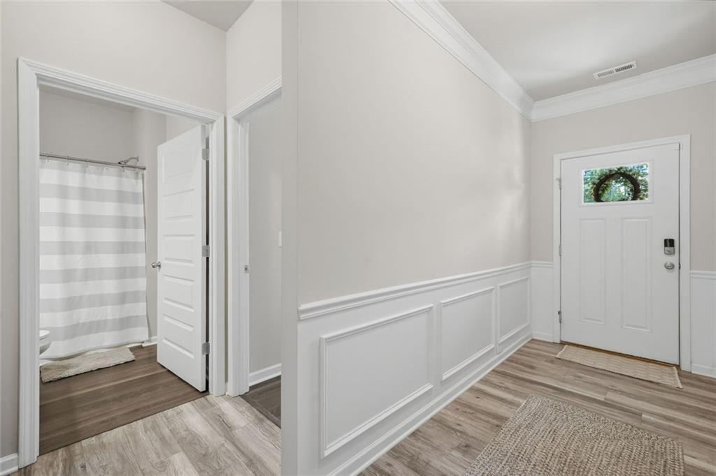 222 Woodford Drive Property Photo 8
