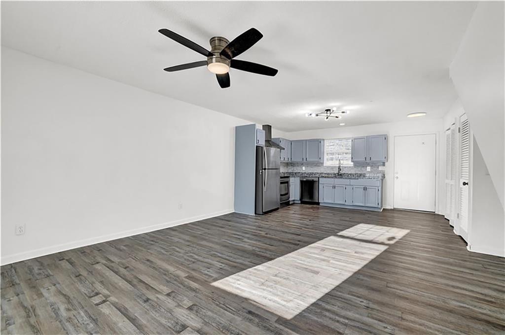 15 Brighton Court Property Photo 5