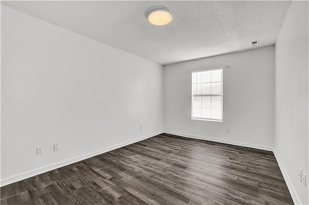 15 Brighton Court Property Photo 12
