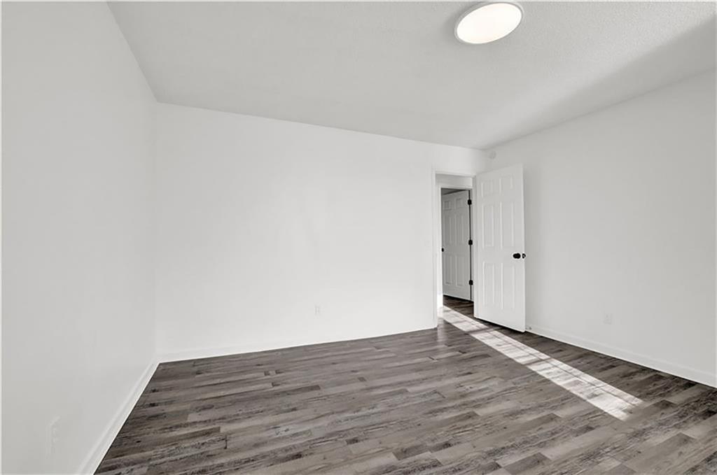 15 Brighton Court Property Photo 16