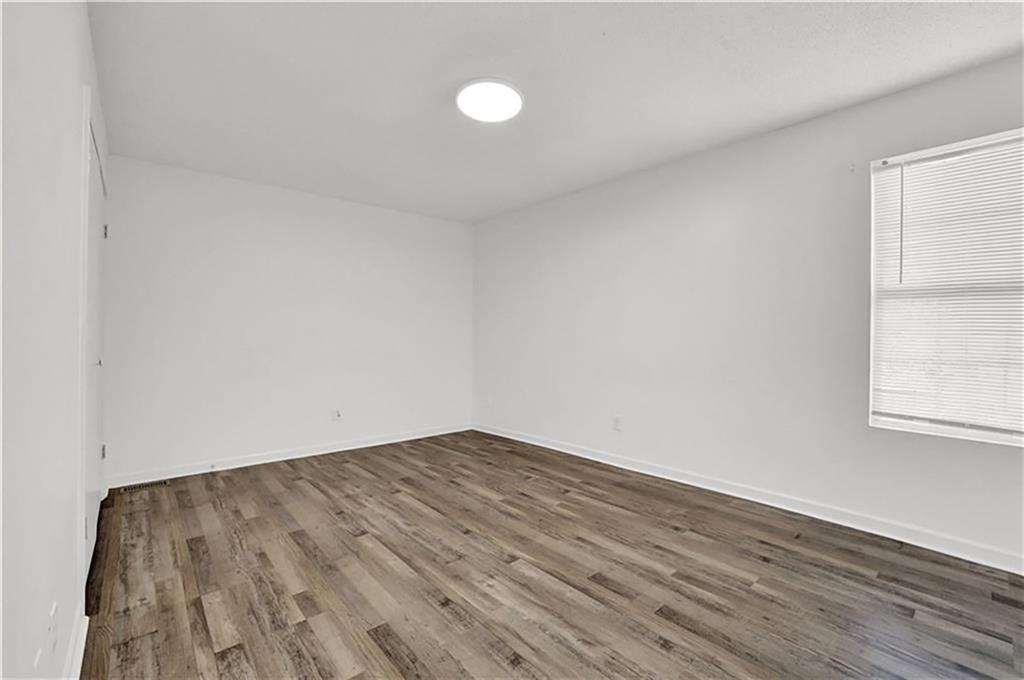 15 Brighton Court Property Photo 19