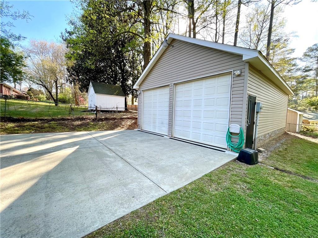 226 Pine Forest Drive Property Photo 2