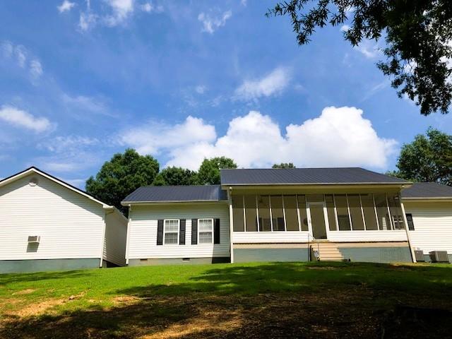 960 Mcentyre Loop Se Property Photo 5