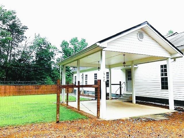 960 Mcentyre Loop Se Property Photo 7
