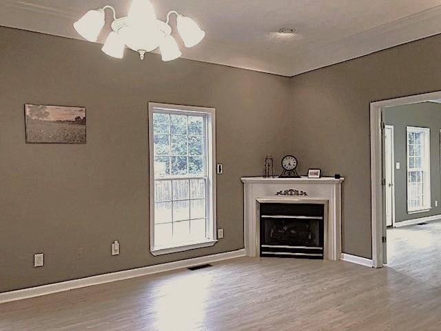 960 Mcentyre Loop Se Property Photo 11