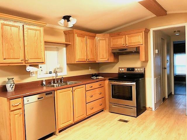 960 Mcentyre Loop Se Property Photo 14