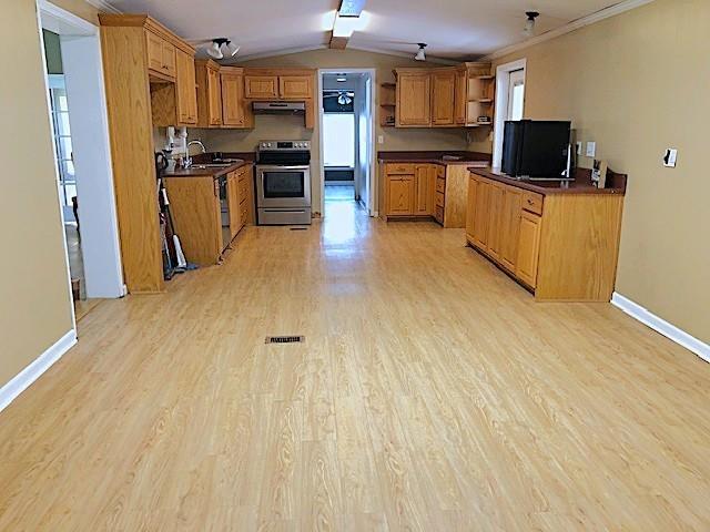 960 Mcentyre Loop Se Property Photo 18