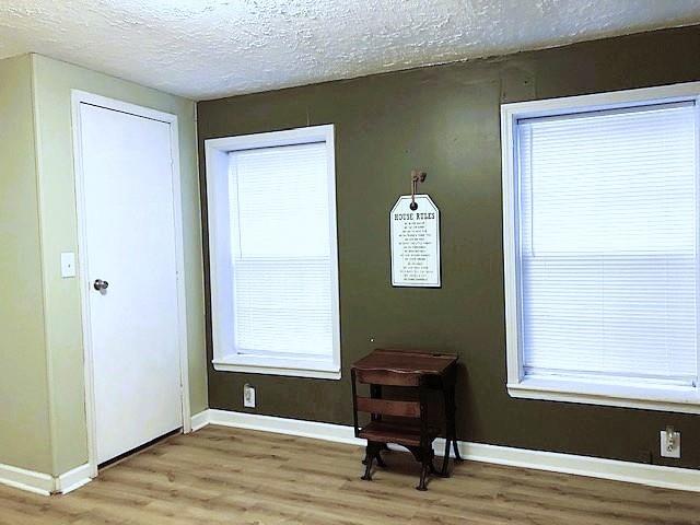 960 Mcentyre Loop Se Property Photo 30