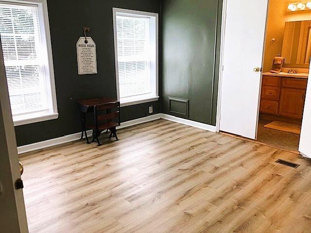 960 Mcentyre Loop Se Property Photo 31