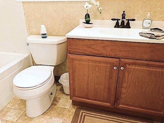 960 Mcentyre Loop Se Property Photo 39