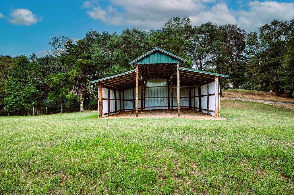960 Mcentyre Loop Se Property Photo 67