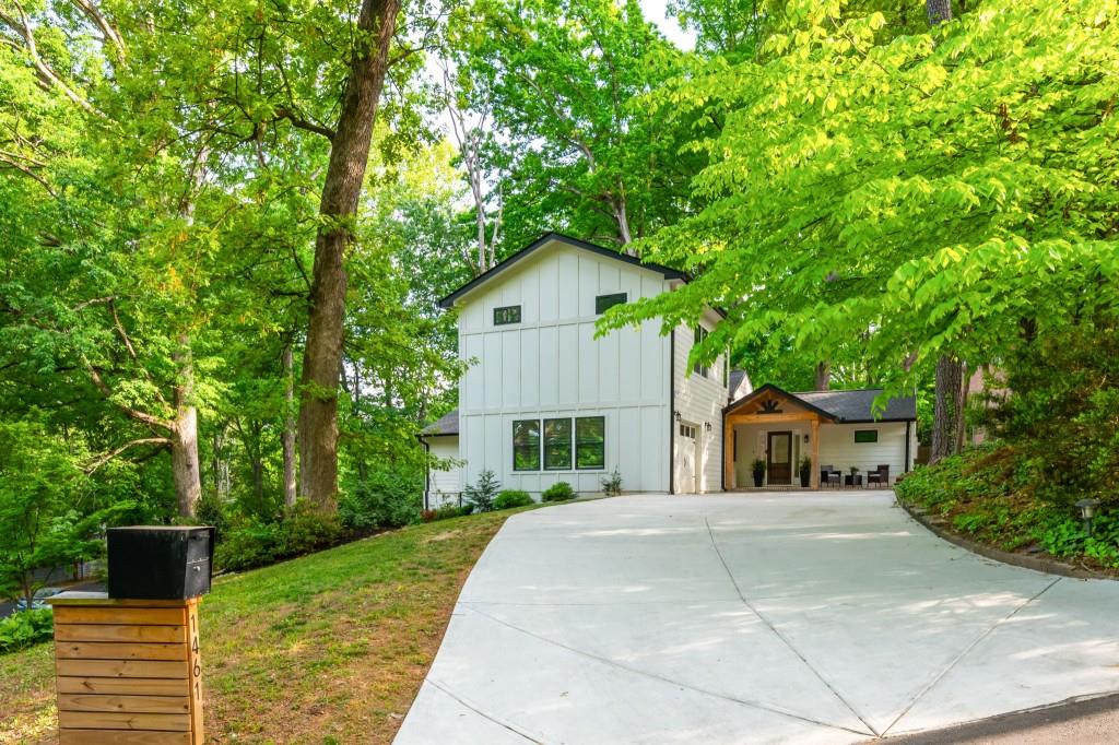 1461 Lively Ridge Road NE Property Photo 1