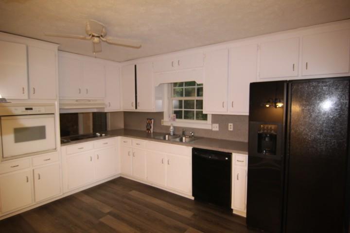 3765 Manor House Drive Property Photo 7