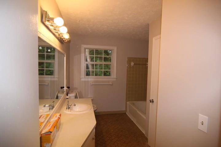 3765 Manor House Drive Property Photo 11