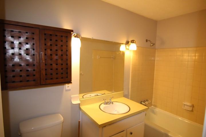 3765 Manor House Drive Property Photo 15