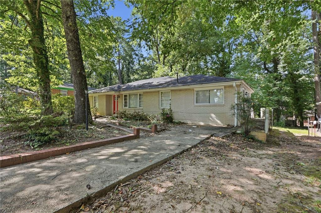 1923 Rosewood Road Property Photo 3
