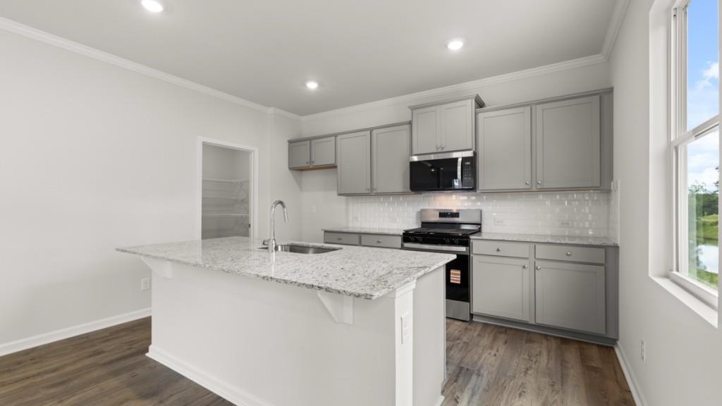 50 Thompson Court Property Photo 8