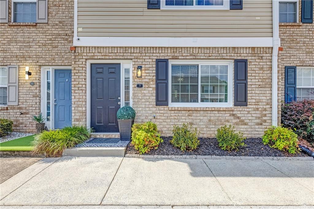 9 Princeton Place Drive Property Photo 1