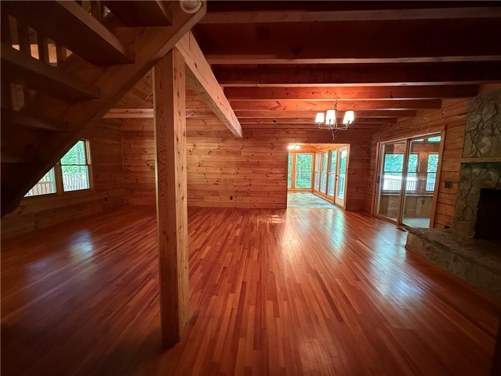 2405 Mountain Road Property Photo 15