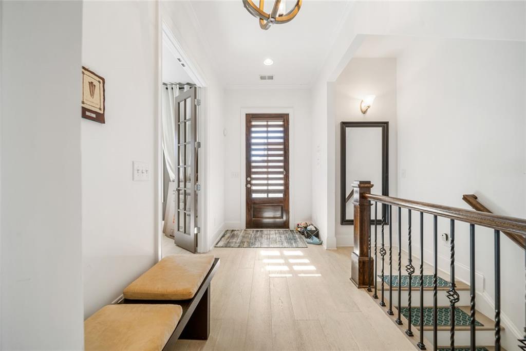 7790166 Property Photo 3