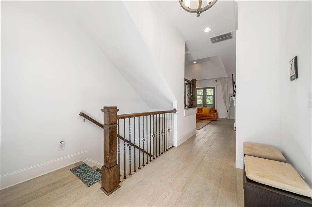 7790166 Property Photo 5