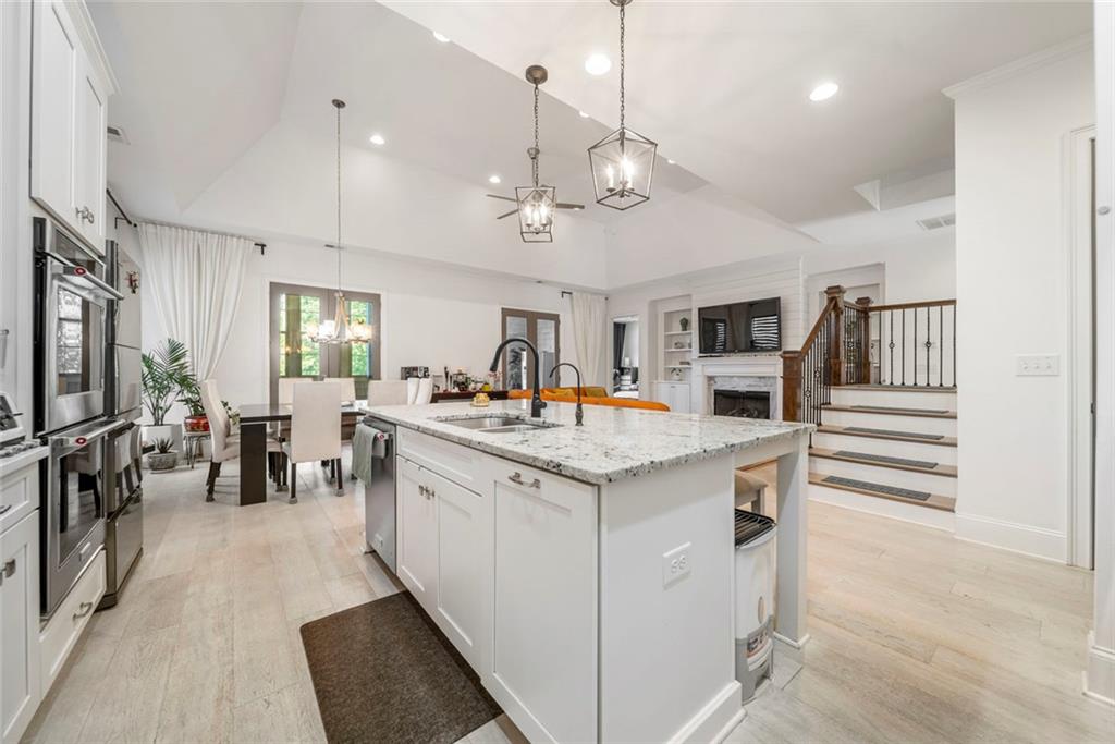 7790166 Property Photo 14