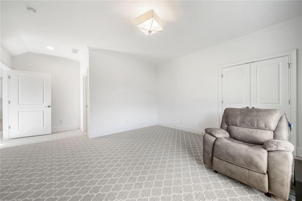 7790166 Property Photo 26