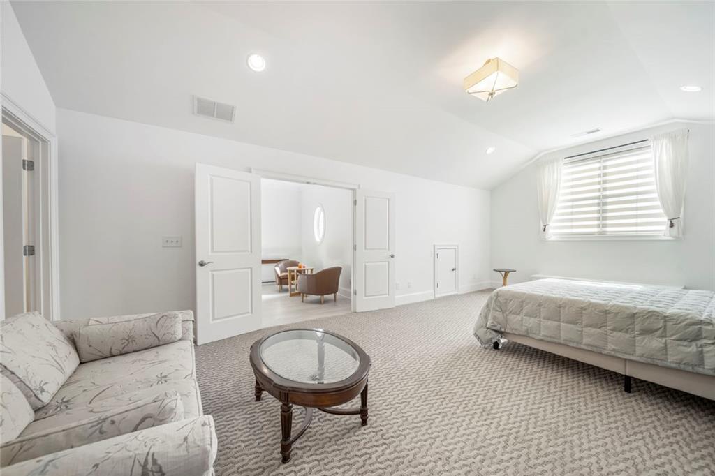 7790166 Property Photo 27
