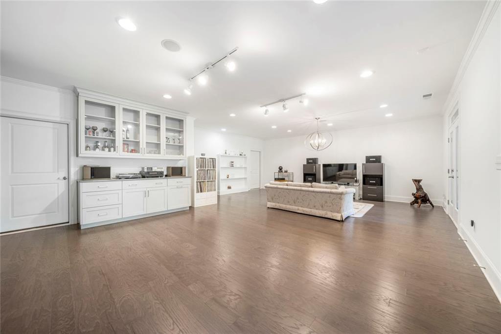 7790166 Property Photo 32